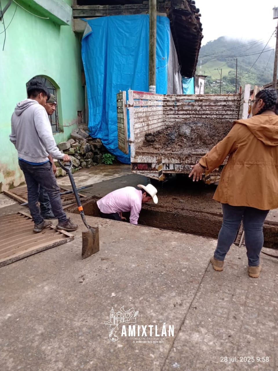 Desazolve de coladeras y mejora del sistema de drenaje